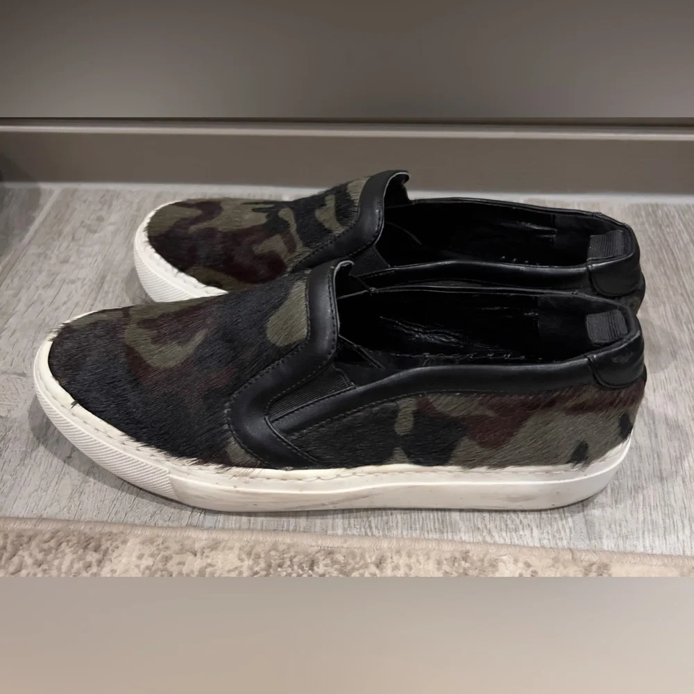 Zara Basic collection size 38 camo fur sneakers